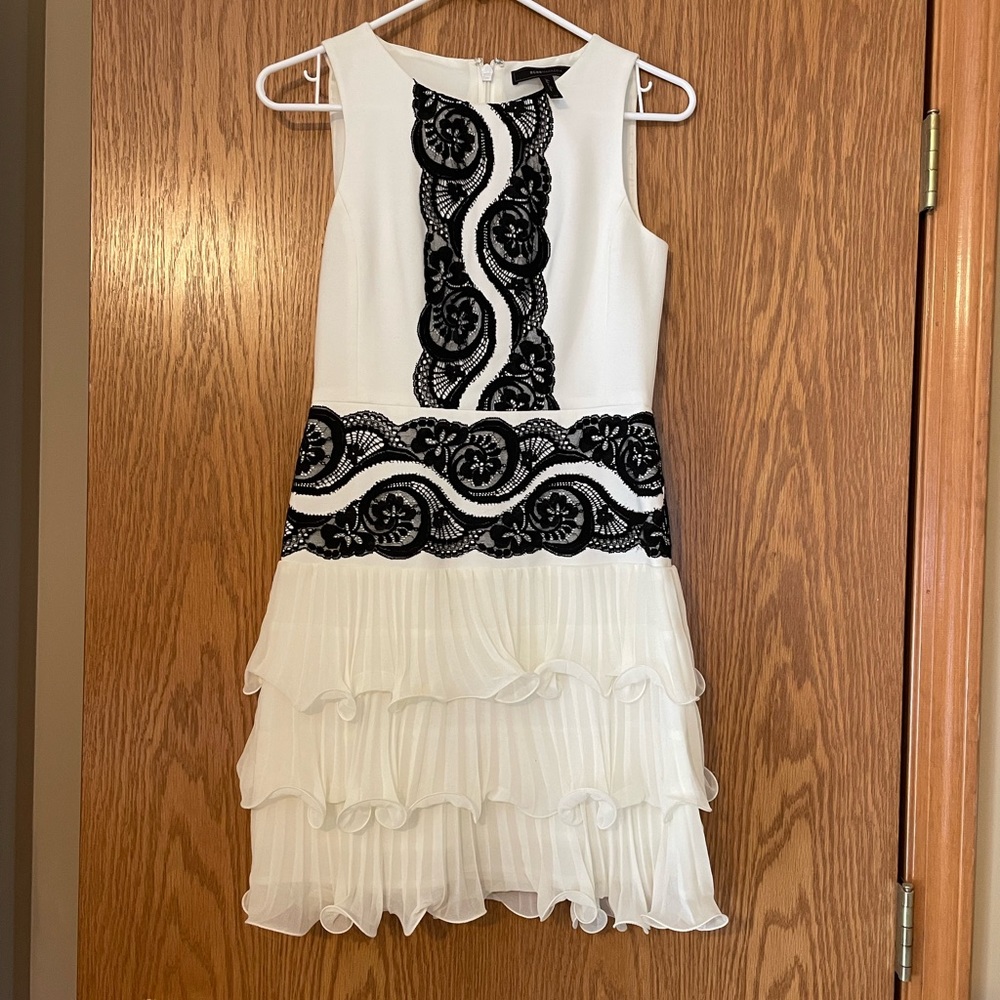 BCBG MAXAZRIA dress in size 2